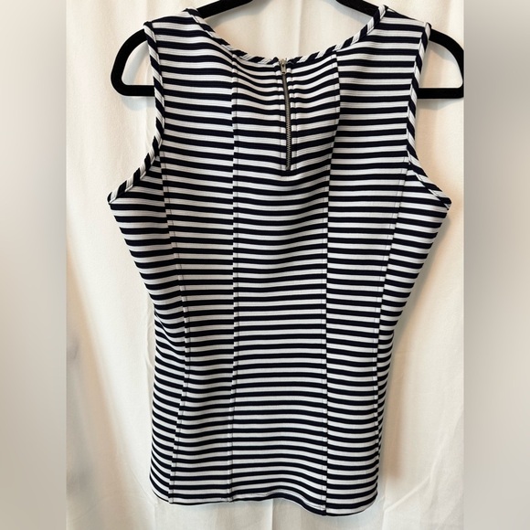 NWT Papermoon Sleeveless Knit Top - Picture 2 of 6